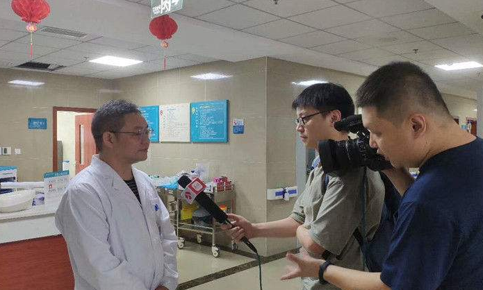 “中国首条铁路私有化遇阻：民资不敢投 铁总无奈入股”