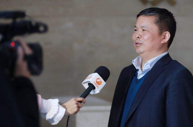 “邓力群：只有一再社会主义才有农业的快速发展”