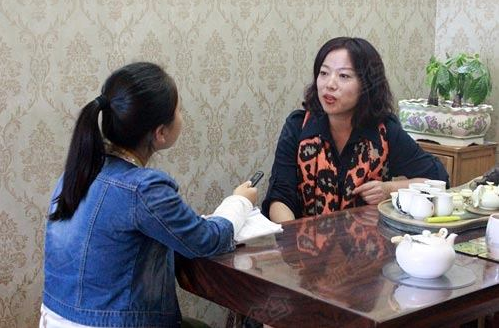 “中国国土资源部部长：鼓励外商投资中国矿业”