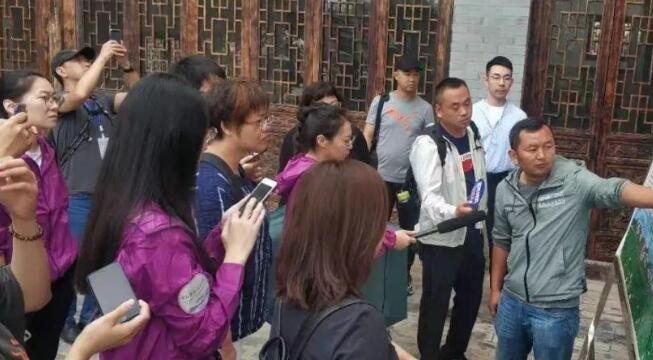 “萝莉变大妈，我们工人有话说”