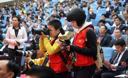 “无锡特钢工人罢工抗议国企私有化事情调查”