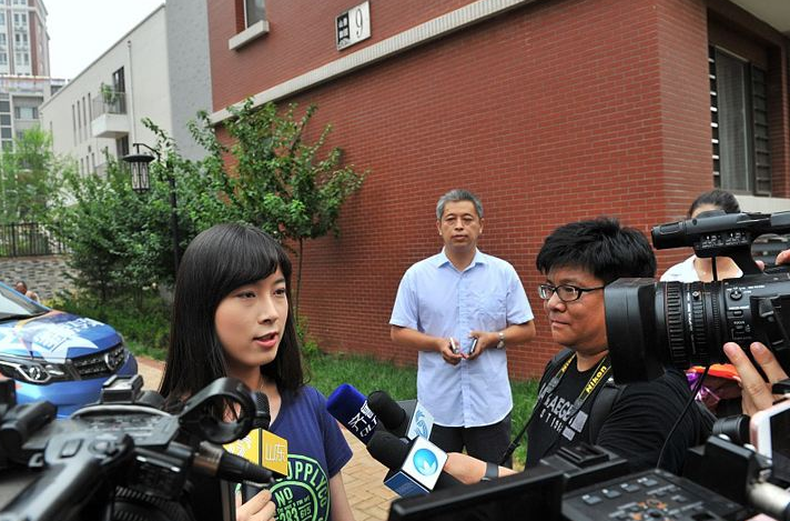“网络巨头抢占社区团购，但供应商为啥不愿供货了？”